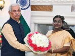 Kerala Governor Rajendra Vishwanath Arlekar calls on President Droupadi Murmu, at Rashtrapati Bhavan in New Delhi on Saturday. Kerala Governor Rajendra Vishwanath Arlekar calls on President Droupadi Murmu, at Rashtrapati Bhavan in New Delhi on Saturday.