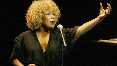 Late R&B singer Roberta Flack was diagnosed with ALS in 2022 (Photo by Rafa RIVAS / AFP) (AFP) Late R&B singer Roberta Flack was diagnosed with ALS in 2022 (Photo by Rafa RIVAS / AFP) (AFP)