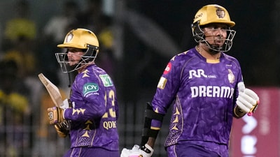 Quinton de Kock and Sunil Narine pulverised the CSK bowlers in the powerplay, almost threatening to win the match for KKR in this period itself. (PTI) Quinton de Kock and Sunil Narine pulverised the CSK bowlers in the powerplay, almost threatening to win the match for KKR in this period itself. (PTI)