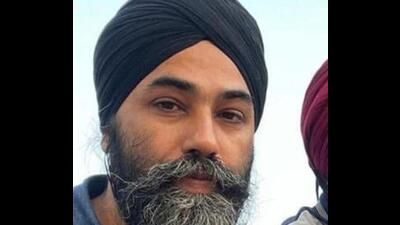 Papalpreet, who is a key associate of Amritpal and his media advisor, was brought back to Punjab after his two-year detention under the National Security Act (NSA) at Dibrugarh Jail in Assam ended. Papalpreet, who is a key associate of Amritpal and his media advisor, was brought back to Punjab after his two-year detention under the National Security Act (NSA) at Dibrugarh Jail in Assam ended.