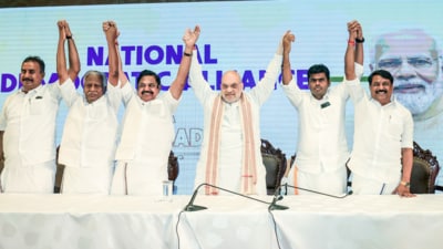 Union Home Minister Amit Shah joins hands with Bharatiya Janata Party (BJP) leader K Annamalai, All India Anna Dravida Munnetra Kazhagam (AIADMK) General Secretary Edappadi K. Palaniswami and others during a press conference, in Chennai on Friday. (ANI) Union Home Minister Amit Shah joins hands with Bharatiya Janata Party (BJP) leader K Annamalai, All India Anna Dravida Munnetra Kazhagam (AIADMK) General Secretary Edappadi K. Palaniswami and others during a press conference, in Chennai on Friday. (ANI)