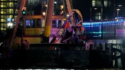 The wreckage of a helicopter is removed from the water after crashing into the Hudson River, in the Newport neighborhood of Jersey City, New Jersey, on April 10, 2025. Six people including three children were killed after a sightseeing helicopter crashed into the Hudson River in New York on Thursday, sparking a major water rescue operation, authorities said. The crash killed all those onboard the aircraft: the pilot and a family from Spain. Two of the victims were initially taken to a hospital, but later succumbed to their injuries. (Photo by Leonardo Munoz / AFP) (AFP) The wreckage of a helicopter is removed from the water after crashing into the Hudson River, in the Newport neighborhood of Jersey City, New Jersey, on April 10, 2025. Six people including three children were killed after a sightseeing helicopter crashed into the Hudson River in New York on Thursday, sparking a major water rescue operation, authorities said. The crash killed all those onboard the aircraft: the pilot and a family from Spain. Two of the victims were initially taken to a hospital, but later succumbed to their injuries. (Photo by Leonardo Munoz / AFP) (AFP)