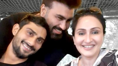 The feud between the family became visible when Prateik got married to Priya Banerjee on February 14 and didn’t invite the Babbar family to the wedding.