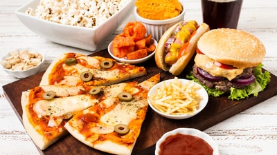 Junk food items are loaded with empty calories. (Freepik) Junk food items are loaded with empty calories. (Freepik)