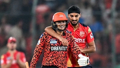 Sunrisers Hyderabad's Abhishek Sharma (L) is congratulated by Punjab Kings' Arshdeep Singh (AFP) Sunrisers Hyderabad's Abhishek Sharma (L) is congratulated by Punjab Kings' Arshdeep Singh (AFP)