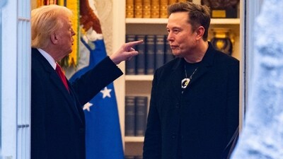 US President Donald Trump and Elon Musk (R) speak to each other. (AFP File)