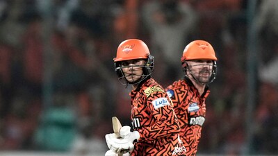 Central to SRH's poor start to the season was Travis Head and Abhishek Sharma's inability to put a good opening stand together. They shook off the poor form in spectacular manner, raising SRH's 50 in just 21 balls and pushing them to a score of 83/0 in the powerplay. (AP) Central to SRH's poor start to the season was Travis Head and Abhishek Sharma's inability to put a good opening stand together. They shook off the poor form in spectacular manner, raising SRH's 50 in just 21 balls and pushing them to a score of 83/0 in the powerplay. (AP)