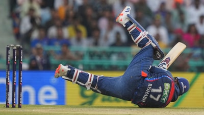 Rishabh Pant’s flop show continued, as he opened in the absence of Mitchell Marsh, but could only register 21 off 18 balls. (PTI) Rishabh Pant’s flop show continued, as he opened in the absence of Mitchell Marsh, but could only register 21 off 18 balls. (PTI)