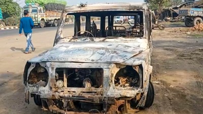 A charred vehicle after violent clashes following protests over Waqf Act at Jangipur, in Murshidabad district, Saturday, April 12. (PTI) A charred vehicle after violent clashes following protests over Waqf Act at Jangipur, in Murshidabad district, Saturday, April 12. (PTI)