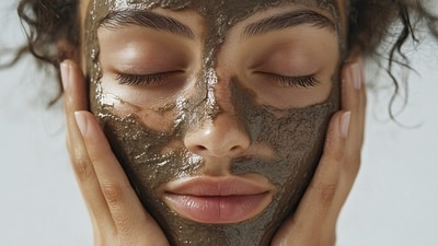 Here’s how to glow naturally and go clean without compromising results with organic ingredients that are changing the anti-ageing game for good. (Image by Pixabay) Here’s how to glow naturally and go clean without compromising results with organic ingredients that are changing the anti-ageing game for good. (Image by Pixabay)