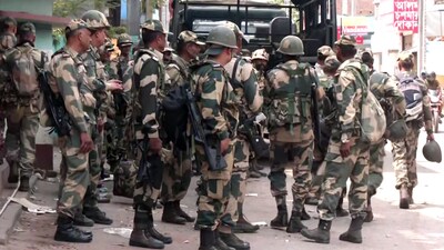 BSF personnel at the violence-hit site, after violence erupted on Apr 11 during a protest against the Waqf Amendment Act, in Murshidabad on Sunday. (ANI X) BSF personnel at the violence-hit site, after violence erupted on Apr 11 during a protest against the Waqf Amendment Act, in Murshidabad on Sunday. (ANI X)