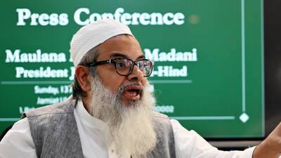 Jamiat Ulama-e-Hind President Maulana Mahmood Madani addresses a press conference at Mufti Kifayatullah Hall in New Delhi on Sunday. (ANI) Jamiat Ulama-e-Hind President Maulana Mahmood Madani addresses a press conference at Mufti Kifayatullah Hall in New Delhi on Sunday. (ANI)