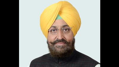 Partap Singh Bajwa. Partap Singh Bajwa.
