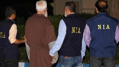 Tahawwur Rana was extradited to India and arrested by the NIA for his role in the 2008 Mumbai terror attacks, however, other fugitives continue to evade Indian authorities (HT_PRINT) Tahawwur Rana was extradited to India and arrested by the NIA for his role in the 2008 Mumbai terror attacks, however, other fugitives continue to evade Indian authorities (HT_PRINT)