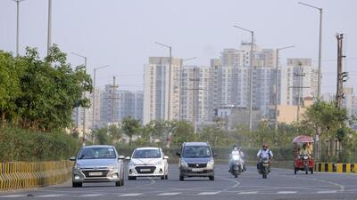 The FNG expressway, first proposed in 1989 to help decongest Delhi roads by allowing motorists to bypass the capital while travelling between the three cities, has seen little progress over 27 years. Officials cited lack of coordination between UP and Haryana and unresolved funding issues—particularly for the Yamuna bridge—as key reasons behind the delay. (Sunil Ghosh/HT File) The FNG expressway, first proposed in 1989 to help decongest Delhi roads by allowing motorists to bypass the capital while travelling between the three cities, has seen little progress over 27 years. Officials cited lack of coordination between UP and Haryana and unresolved funding issues—particularly for the Yamuna bridge—as key reasons behind the delay. (Sunil Ghosh/HT File)