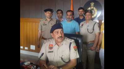 The Panipat police on Sunday claimed to have busted an interstate vehicle theft gang and arrested an accused for allegedly stealing 20 cars, including 18 from Delhi. (HT Photo)