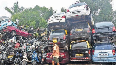 The plea raised concerns regarding unchecked dumping, parking, and storing of seized vehicles—often for years—on roads (HT Archives) The plea raised concerns regarding unchecked dumping, parking, and storing of seized vehicles—often for years—on roads (HT Archives)