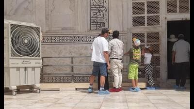 These coolers have been kept all over Taj premises, including eastern and western gates, booking counters etc. (Sourced)