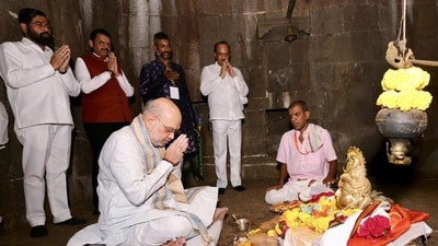 Union Home Minister Amit Shah along with Maharashtra Chief Minister Devendra Fadnavis and State Deputy Chief Ministers Eknath Shinde and Ajit Pawar offers prayers at the Jagdishwar Mahadev temple on Chhatrapati Shivaji Maharaj's 345th death anniversary, at the Raigad Fort in Raigad on Saturday. (AmitShah- X) Union Home Minister Amit Shah along with Maharashtra Chief Minister Devendra Fadnavis and State Deputy Chief Ministers Eknath Shinde and Ajit Pawar offers prayers at the Jagdishwar Mahadev temple on Chhatrapati Shivaji Maharaj's 345th death anniversary, at the Raigad Fort in Raigad on Saturday. (AmitShah- X)