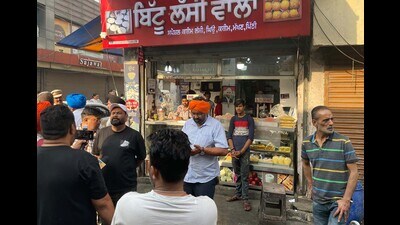 Before any legal action can be initiated based on the concerning findings, the health department is mandated to issue a month’s notice to the implicated shopkeeper. (HT Photo for representation) Before any legal action can be initiated based on the concerning findings, the health department is mandated to issue a month’s notice to the implicated shopkeeper. (HT Photo for representation)