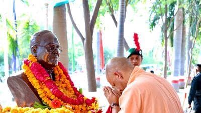 Chief minister Yogi Adityanath pays tribute to BR Ambedkar’s statue at BBAU in Lucknow on Monday. (HT) Chief minister Yogi Adityanath pays tribute to BR Ambedkar’s statue at BBAU in Lucknow on Monday. (HT)