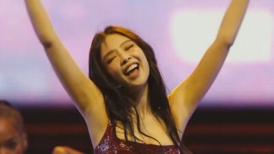 Blackpink's Jennie performs at Coachella 2025 (X)
