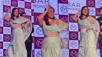Kareena Kapoor Khan dancing in Dubai Kareena Kapoor Khan dancing in Dubai