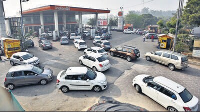 The initiative aims to curb vehicular emissions. (HT Archive) The initiative aims to curb vehicular emissions. (HT Archive)