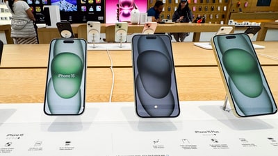 Apple iPhones are displayed in a store in Washington DC, United States. (AFP) Apple iPhones are displayed in a store in Washington DC, United States. (AFP)
