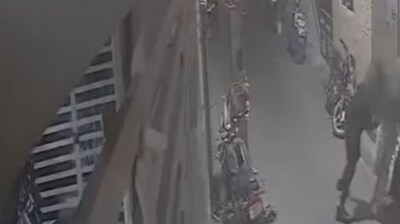 The disturbing act was captured by a surveillance camera mounted outside a nearby house in Bengaluru. (X) The disturbing act was captured by a surveillance camera mounted outside a nearby house in Bengaluru. (X)