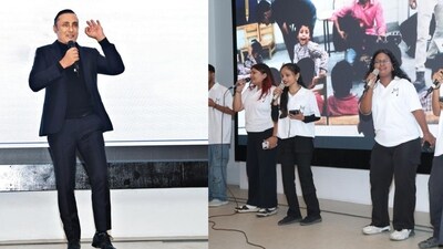 Rahul Bose (L) and a performance by the team of one of the NGO's. (Photo: Manoj Verma/HT) Rahul Bose (L) and a performance by the team of one of the NGO's. (Photo: Manoj Verma/HT)