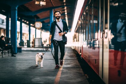 Avoid the rush and arrive on time with your dog to the station. (Shutterstock) Avoid the rush and arrive on time with your dog to the station. (Shutterstock)