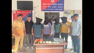 Chandigarh Police recovered 17 mobile phones with active SIM cards, laptop, two forged documents and two cheque books from the accused. (HT)