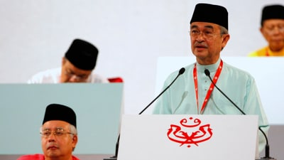 The Muslim scholar Abdullah Ahmad Badawi, who succeeded long-time leader Mahathir Mohamad as premier of Malaysia, passed away. He was 85 years old. (AP) The Muslim scholar Abdullah Ahmad Badawi, who succeeded long-time leader Mahathir Mohamad as premier of Malaysia, passed away. He was 85 years old. (AP)