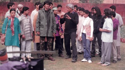 Filmmaker Sudhir Mishra with actor Kay Kay Menon and Chitrangada Singh during the shoot of Hazaaron Khwaishein Aisi