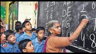 Back in school, the blackboard used to be the centre of learning. It would come to life, quite literally, with the teachers scribbling and underlining the “must-know” points on it. (HT File/For representational purposes only) Back in school, the blackboard used to be the centre of learning. It would come to life, quite literally, with the teachers scribbling and underlining the “must-know” points on it. (HT File/For representational purposes only)