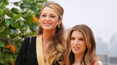 Blake Lively, left, and Anna Kendrick pose together, There were earlier reports of a tiff between the two but seems like all is well now. (AP) Blake Lively, left, and Anna Kendrick pose together, There were earlier reports of a tiff between the two but seems like all is well now. (AP)