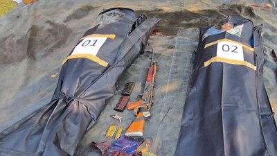 In Bastar district of Chhattisgarh, two Naxalites carrying a combined reward of ₹13 lakh were killed in an encounter with security forces. (PTI) In Bastar district of Chhattisgarh, two Naxalites carrying a combined reward of ₹13 lakh were killed in an encounter with security forces. (PTI)
