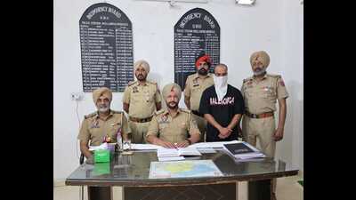 The Chandigarh youth allegedly duped an Ambala Cantt based dentist by selling fake tickets. (HT Photo) The Chandigarh youth allegedly duped an Ambala Cantt based dentist by selling fake tickets. (HT Photo)