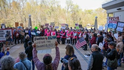 Protesters seeks justice for Abrego Garcia as his wife said the ordeal has been an “emotional rollercoaster” for their family and the entire community. (Getty Images via AFP)