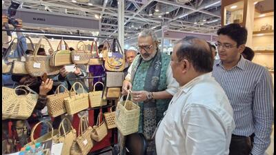 Union minister of textiles Giriraj Singh on Wednesday inaugurated the 59th edition of the Indian Handicrafts and Gifts Fair (IHGF Delhi Fair – Spring 2025) at the India Expo Centre & Mart, Knowledge Park II, Greater Noida. (HT Photo)