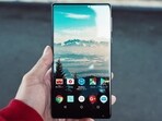 An Android smartphone will now automatically restart if it is locked for three days in a row. An Android smartphone will now automatically restart if it is locked for three days in a row.