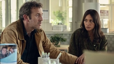 Chris O’Dowd and Rashida Jones star in Common People Chris O’Dowd and Rashida Jones star in Common People
