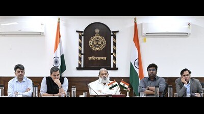 Haryana’s energy minister Anil Vij during a review meeting in Chandigarh on Thursday. (HT Photo)