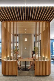 Cage seating: This one seating upgrade can instantly make your office look 10x cooler. (Image by Pinterest) Cage seating: This one seating upgrade can instantly make your office look 10x cooler. (Image by Pinterest)