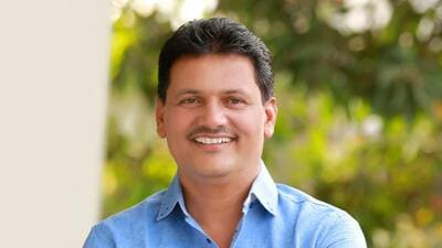 Accident victims to receive  ₹1L cashless treatment, says health minister
