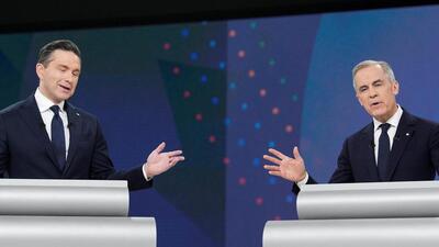 Conservative Leader Pierre Poilievre (left) and Liberal Leader Mark Carney participate in the English-language federal leaders’ debate in Montreal, Canada, on Thursday. (REUTERS) Conservative Leader Pierre Poilievre (left) and Liberal Leader Mark Carney participate in the English-language federal leaders’ debate in Montreal, Canada, on Thursday. (REUTERS)