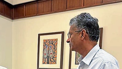 Karnataka minister Satish Jarkiholi. (HT_PRINT) Karnataka minister Satish Jarkiholi. (HT_PRINT)