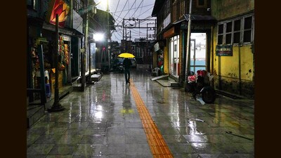Many parts of Kashmir on Friday witnessed fresh rainfall as the MeT has predicted heavy to moderate rainfall till Sunday evening. (AP File)