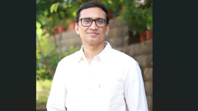 On LinkedIn, former IPS officer shared his journey through 8 diverse careers. (LinkedIn/Rajan Singh)